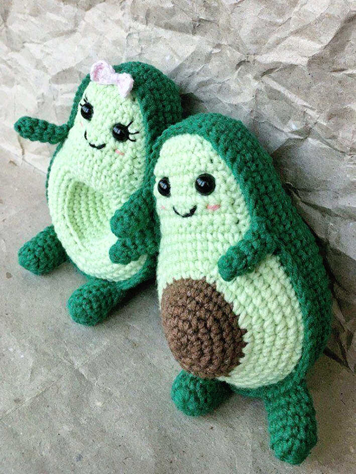 cute avocado amigurumi crochet plush toy free pattern