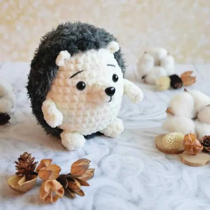 hedgehog amigurumi crochet plush cute toy free pattern