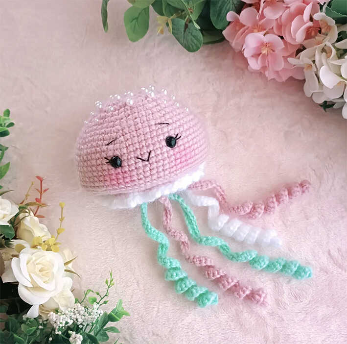 jellyfish amigurumi crochet cute plush toy free pattern