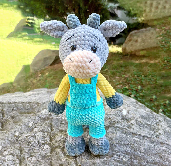 bull amigurumi crochet cute plush toy free pattern