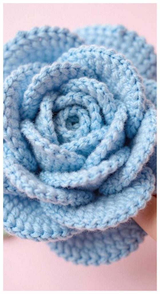 Blue rose crochet flower